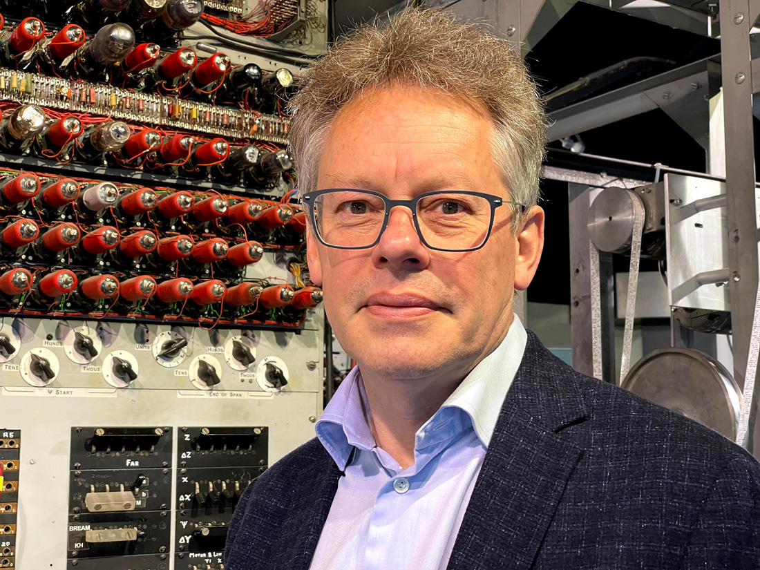 Dermot Turing with the Colossus rebuild. Photo by KT Bruce.